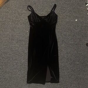 Forever 21 Black Velvet Midi Dress